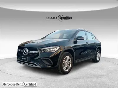 Usata Mercedes GLA180 116 CV (85 kW) 2023 Nero SUV