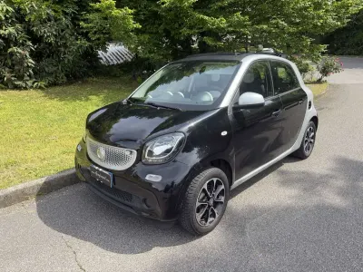 Usata Smart ForFour Passion 71 CV (52 kW) 2016 Other Utilitaria