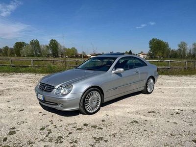 Usata Mercedes CLK320 Elegance 218 CV (160 kW) 2002 Argento Coupé