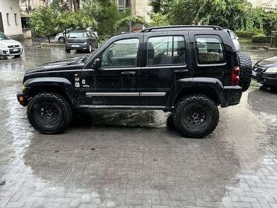 Usata Jeep Cherokee Sport 163 CV (119 kW) 2006 SUV