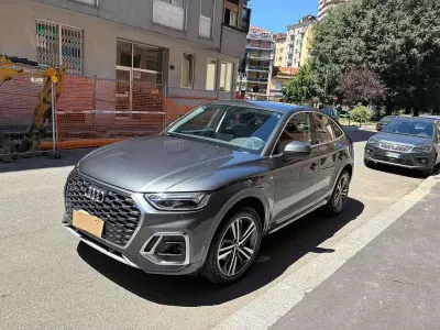 Usata Audi Q5 Sportback Ambiente 204 CV (150 kW) 2023 Grigio SUV