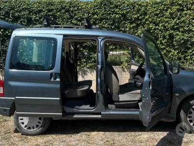Usata Citroën Berlingo 72 CV (52 kW) 2006 Grigio Monovolume