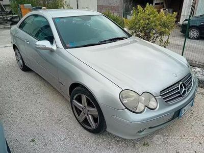 Occasion Mercedes CLK200 2003 Gris Coupé