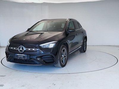 Usata Mercedes GLA180 116 CV (85 kW) 2023 Nero notte ; SUV