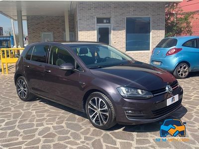 Usata VW Golf VII Highline 110 CV (80 kW) 2015 Giallo Berlina
