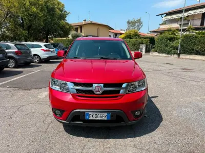 Usata Fiat Freemont 140 CV (102 kW) 2014 Rosso SUV