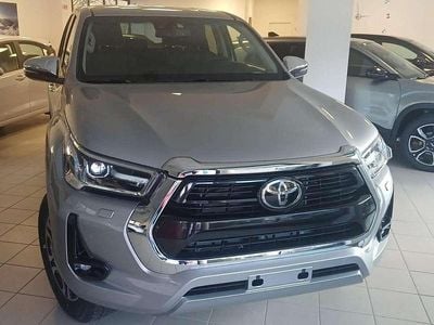 Argento Nuova 2025 Toyota HiLux Executive Pick-up | 45.000 € (Buon prezzo)