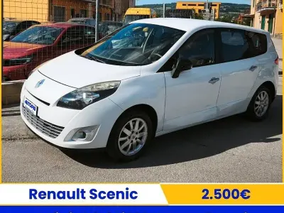 Usata Renault Scénic III Luxe 131 CV (96 kW) 2011 Bianco Monovolume