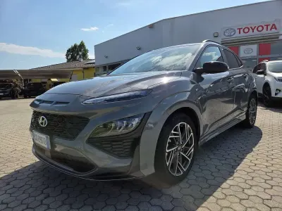 Usata Hyundai Kona N Line 120 CV (88 kW) 2021 Grigio SUV