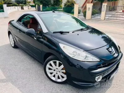 Usata Peugeot 207 CC 120 CV (88 kW) 2008 Grigio Cabrio