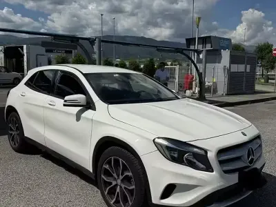 Usata Mercedes GLA180 2015 Bianco SUV