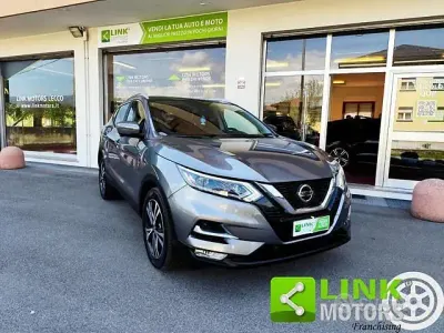 Usata Nissan Qashqai N-Connecta 150 CV (110 kW) 2020 Grigio SUV