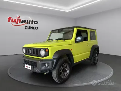 Usata Suzuki Jimny 102 CV (75 kW) 2019 Verde acido SUV