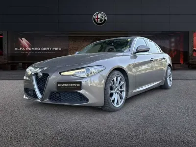 Usata Alfa Romeo Giulia Super 190 CV (139 kW) 2020 Beige Berlina