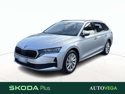 Grigio / pastello Usata 2025 Skoda Octavia Executive Station wagon | 28.400 € (Buon prezzo)