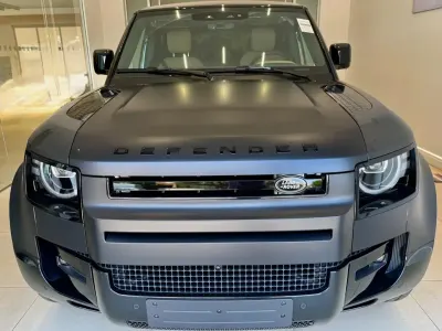 Nuova Land Rover Defender 349 CV (256 kW) 2026 Nero SUV