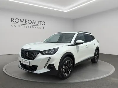 Usata Peugeot 2008 GT-line 131 CV (96 kW) 2020 Bianco SUV