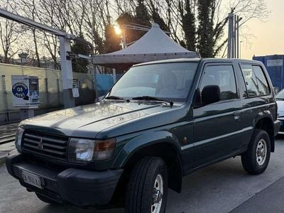 Usata Mitsubishi Pajero Top 99 CV (72 kW) 1997 Verde SUV