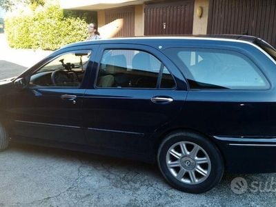 Usata Lancia Lybra 105 CV (77 kW) 1999 Blu Station wagon