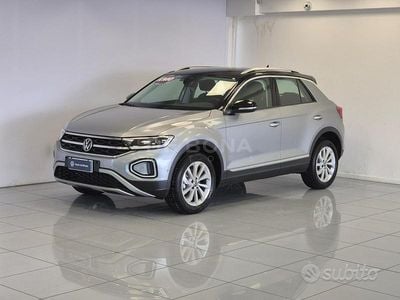Nuova VW T-Roc Style 115 CV (84 kW) 2025 Grigio SUV