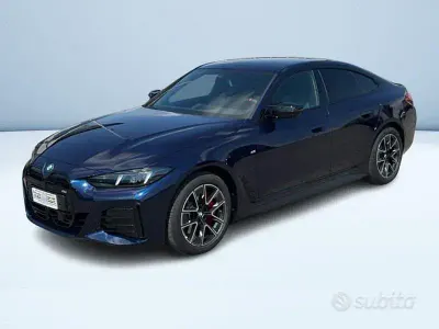 Nuova BMW i4 M Sport 442 kW (601 CV) 2026 Bluazzurro Berlina