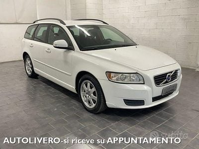 Usata Volvo V50 116 CV (85 kW) 2012 Bianco Station wagon
