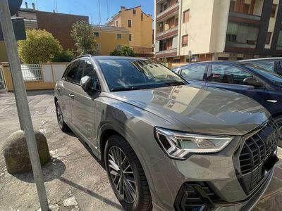 usata Audi Q3 35 2.0 tdi Identity Black s-tronic