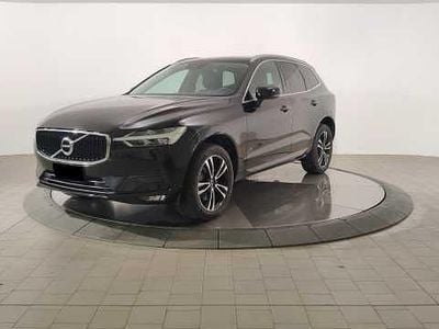 Usata Volvo XC60 Momentum 197 CV (144 kW) 2021 Colore: onyx black metallizzato SUV