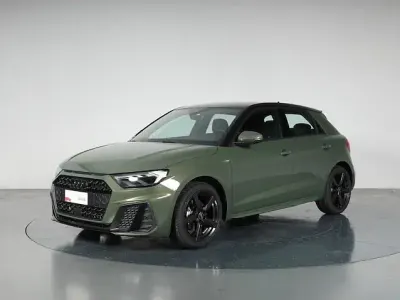 Usata Audi A1 Sportback S-Line 116 CV (85 kW) 2025 Verde distretto metallizzato nero mito m Utilitaria