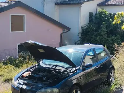 Usata Alfa Romeo 147 120 CV (88 kW) 2007 Blu Utilitaria