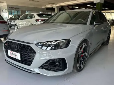 Usata Audi RS4 450 CV (330 kW) 2021 Grigio Station wagon