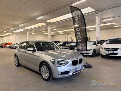 Usata BMW 118 Sport Line 142 CV (104 kW) 2015 Grigio Utilitaria