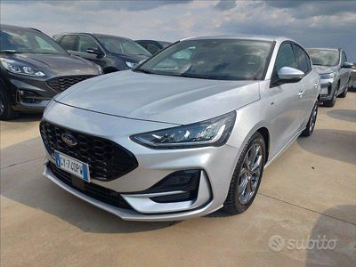 Usata Ford Focus ST-Line 115 CV (84 kW) 2025 Grigio Berlina