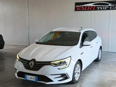 Usata Renault Mégane GrandTour Business 116 CV (85 kW) 2021 Bianco Station wagon