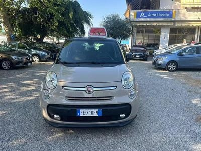 Usata Fiat 500L Living 105 CV (77 kW) 2016 Beige Monovolume