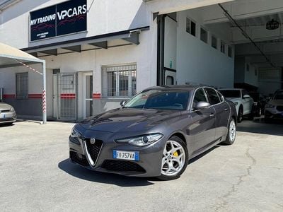 Usata Alfa Romeo Giulia Super 190 CV (139 kW) 2019 Grigio Berlina