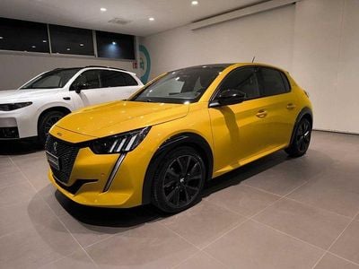 Usata Peugeot 208 GT 100 CV (73 kW) 2023 Giallo Utilitaria