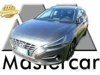 Usata Hyundai i30 120 CV (88 kW) 2023 Grigio Station wagon