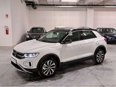 Usata VW T-Roc Style 116 CV (85 kW) 2024 Pure white pastello/tetto nero SUV