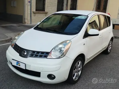 Usata Nissan Note Tekna 110 CV (80 kW) 2008 Bianco Utilitaria