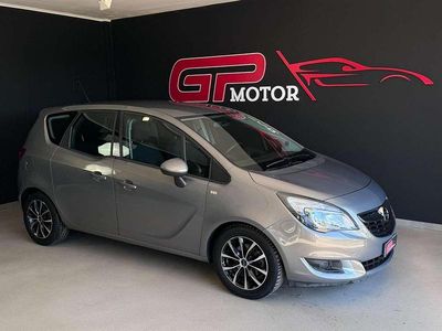 Usata Opel Meriva Design Edition 95 CV (69 kW) 2015 Grigio Monovolume