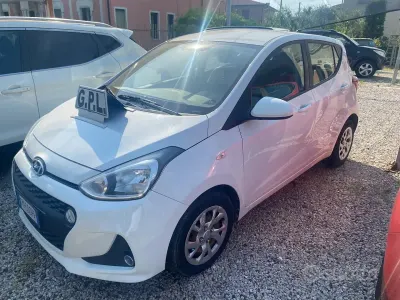 Usata Hyundai i10 69 CV (50 kW) 2017 Bianco Utilitaria