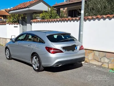 Usata Mercedes CLA220 2018 Grigio Berlina