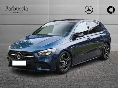 Occasion Mercedes 180 Premium 116 ch (85 kW) 2023 Bleue Berline
