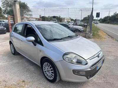 Usata Fiat Punto Evo 95 CV (69 kW) 2010 Grigio Utilitaria