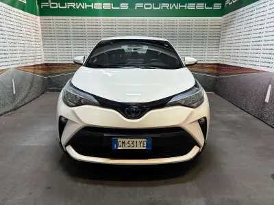 Usata Toyota C-HR Business Edition 98 CV (72 kW) 2023 Bianco SUV