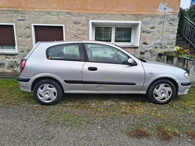 Usata Nissan Almera Comfort 90 CV (66 kW) 2001 Argento Berlina