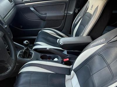 Usata VW Golf VI R-line 105 CV (77 kW) 2008 Grigio Utilitaria