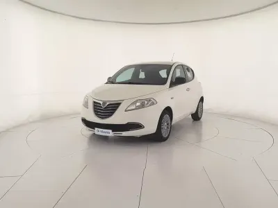 Usata Lancia Ypsilon Silver 69 CV (50 kW) 2014 Other Utilitaria