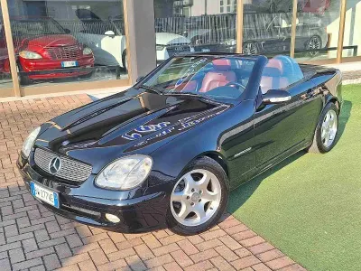 Usata Mercedes SLK200 163 CV (119 kW) 2001 Nero Cabrio